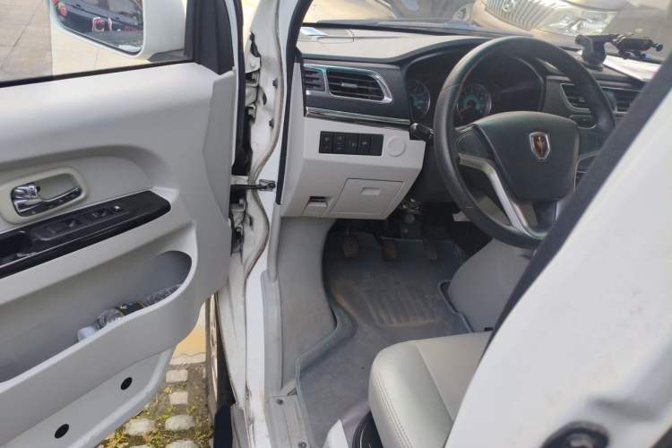 Used Jinbei New Hiace X30L 2021 1.5L Wealth Central Air Conditioning Version Coach China VI Standard SWC15M
