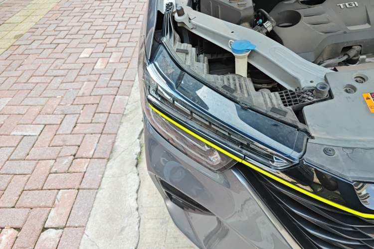 Used Roewe RX5 New Energy 2020 ePLUS National Trend Ronglin Luxury Edition Right Front Headlight