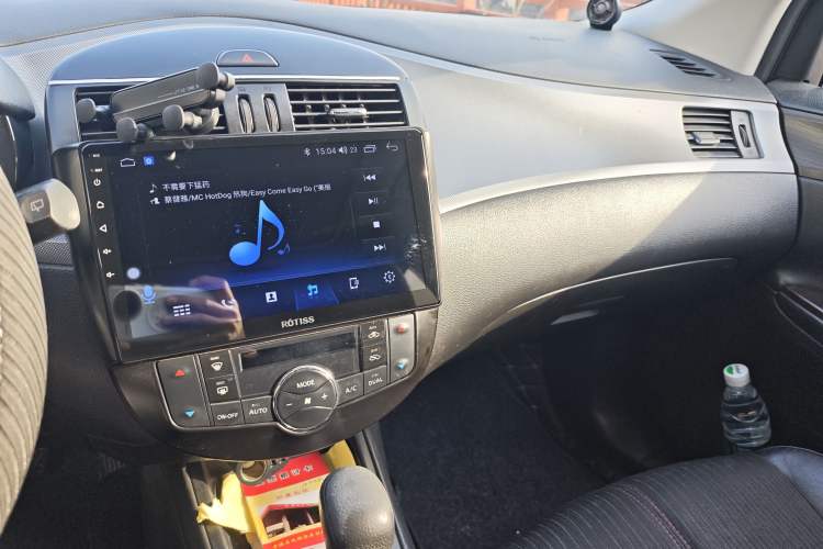 Used Nissan Tiida 2011 1.6T M-CVT Cool Edition
