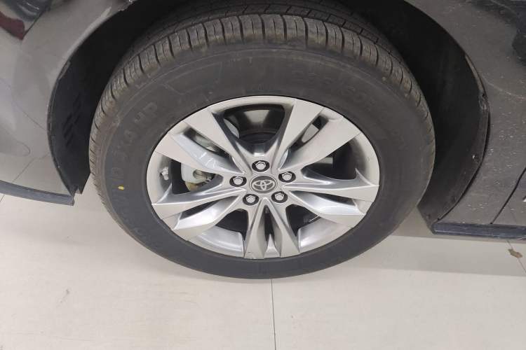 Used Toyota SIENNA 2023 2.5L Hybrid Comfort Edition