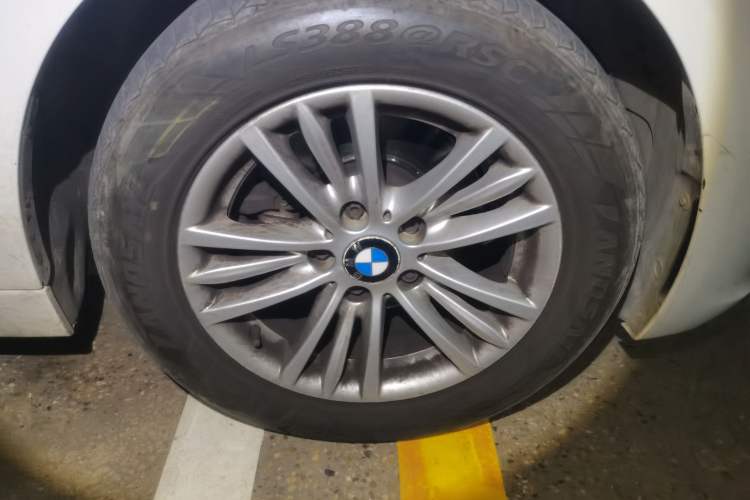 Used BMW 3 Series 2014 320Li Fashion Model