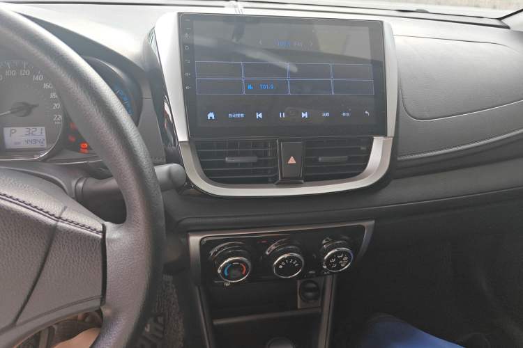 Used Toyota YARiS L Zhi Xiang 2017 1.5E CVT Dynamic Edition Audio And AC Panel