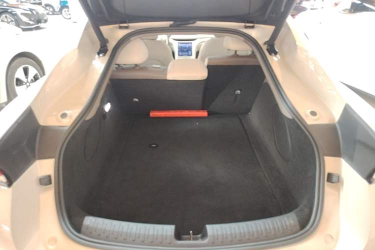 Used IM L6 2025 Max
