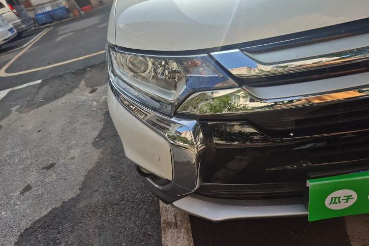 Used Mitsubishi Outlander 2018 2.0L Two-Wheel Drive Glory Edition 5 Seats

