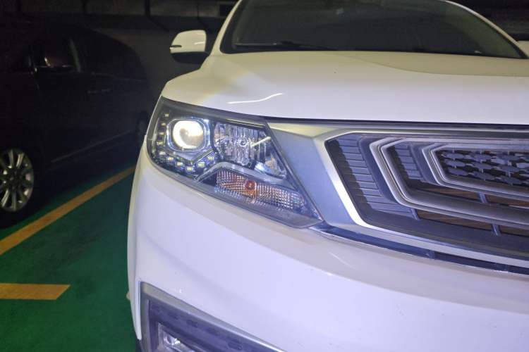 Used Geely Auto Vision X6 2018 1.8L Manual 4G Connect Luxury Edition