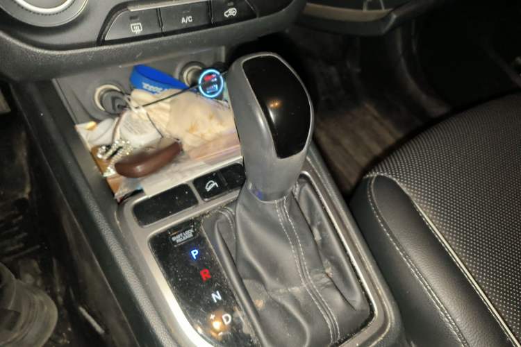 Used Hyundai ix25 2015 1.6L Automatic Two-Wheel Drive Smart GLS Trim