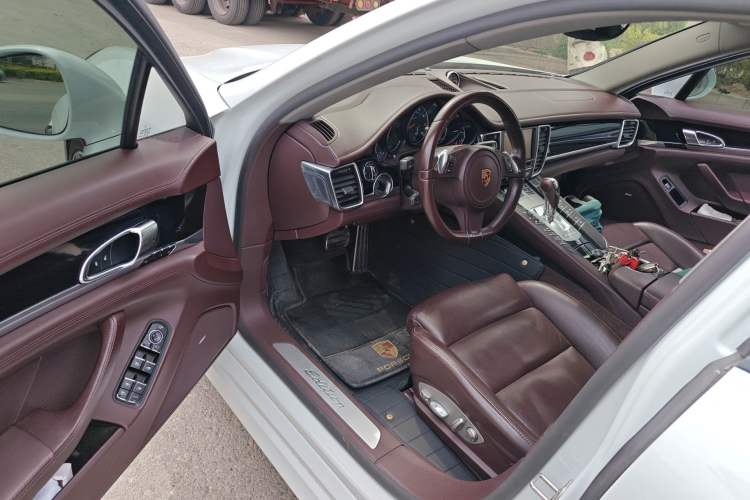 Used Porsche Panamera 2016 Panamera Edition 3.0T Driver Seat