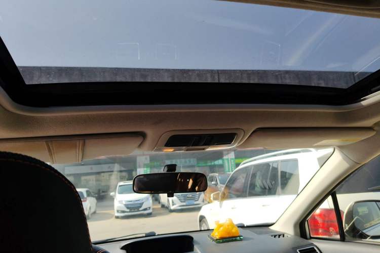 Used Subaru XV 2016 2.0i Comfort Navigation Edition
