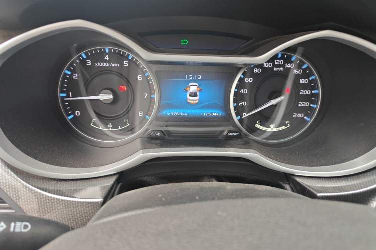 Used Geely Auto Emgrand 2017 Sedan Million Edition 1.3T Manual Top-Grade Version Odometer Close Up