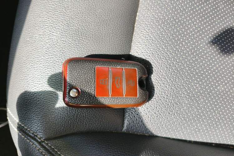 Used Roewe RX5 2019 20T Two-Wheel Drive Automatic 4G Connected Platinum Edition
