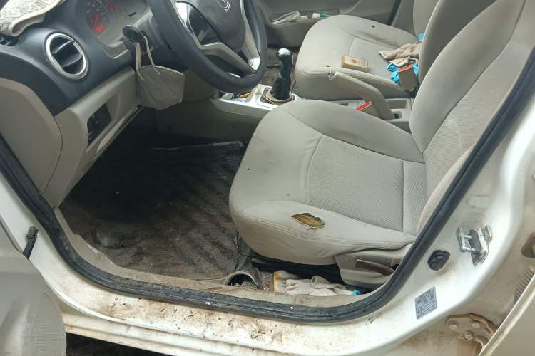 Used CHANGAN Alsvin V3 2015 1.4L Manual Warm-Hearted Model China V Standard Left Front Seat