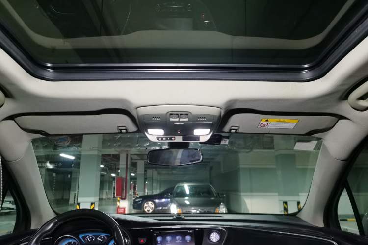 Used Buick Envision 2014 28T Four-Wheel Drive Elite Model
