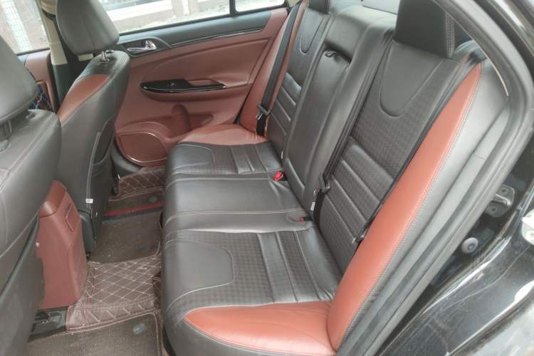 Used BYD Surui 2015 Revised Version 1.5L Automatic Luxury Edition