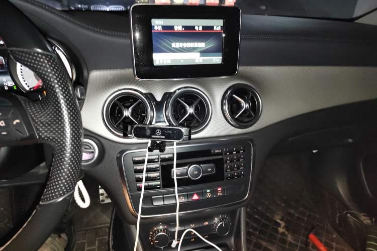 Used Mercedes-Benz GLA 2015 GLA 200 Fashion Model Audio And AC Panel