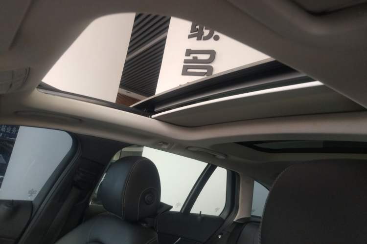 Used Mercedes-Benz C-Class 2017 C 200 station wagon
