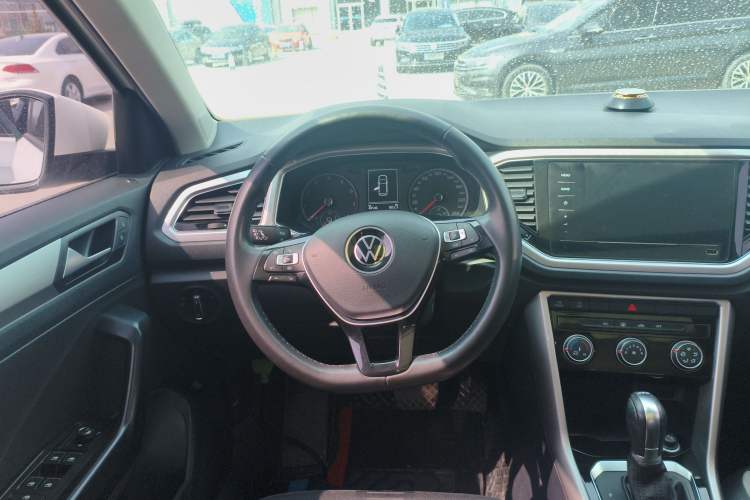 Used Volkswagen T-ROC 2021 Revised Version 280TSI DSG Two-Wheel Drive Elite Connect Edition Steering Wheel