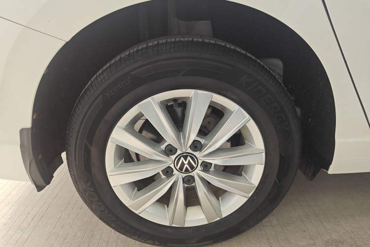 Used Volkswagen Lavida 2022 1.5L Automatic Fashion Edition Exterior 5