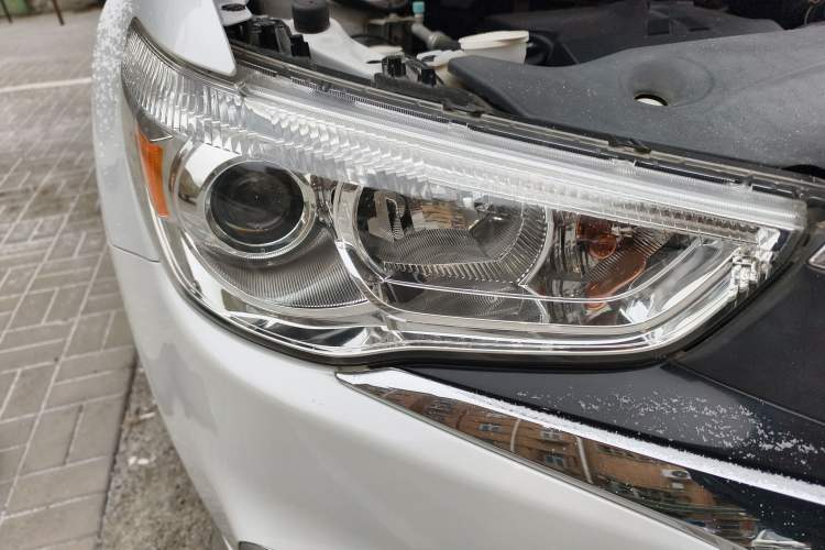 Used Mitsubishi ASX 2018 1.6L Manual Two-Wheel Drive Dynamic Edition Right Front Headlight