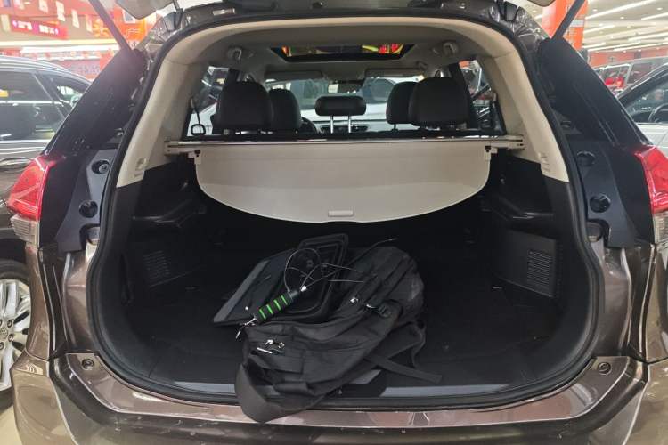 Used Nissan X-Trail 2019 2.0L CVT Smart Connect Comfort Edition 2WD