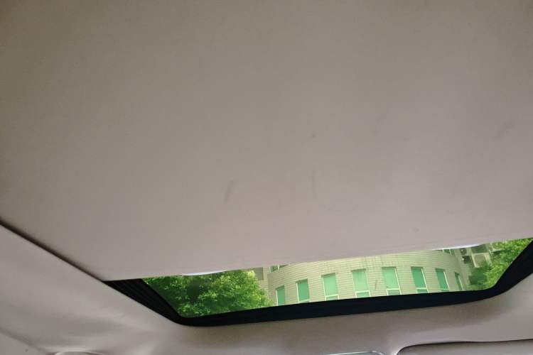 Used Geely Auto Emgrand X7 Sport 2016 1.8TD Automatic ZhiZun Version Headliner