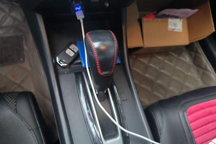 Used Honda Jade 2014 1.8L Automatic Comfort Elite Version 5 Seats
