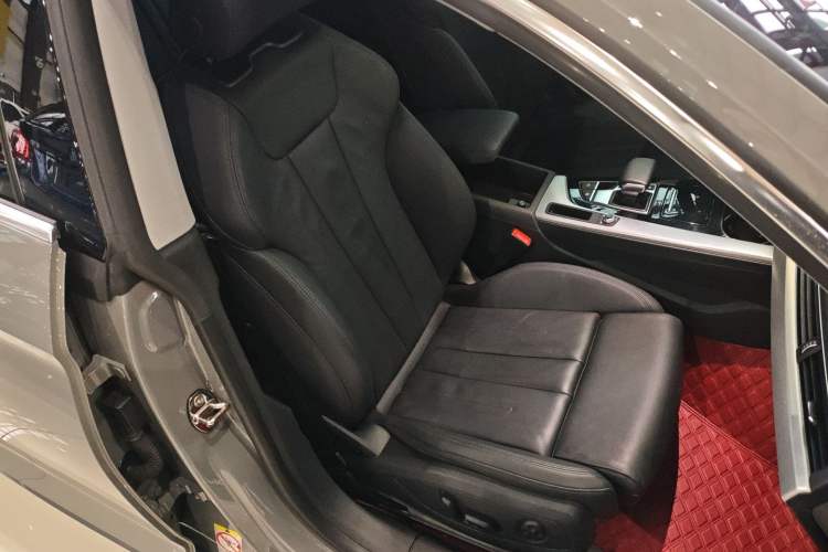 Used Audi A5 2022 Sportback 40 TFSI Fashionable and Dynamic Model