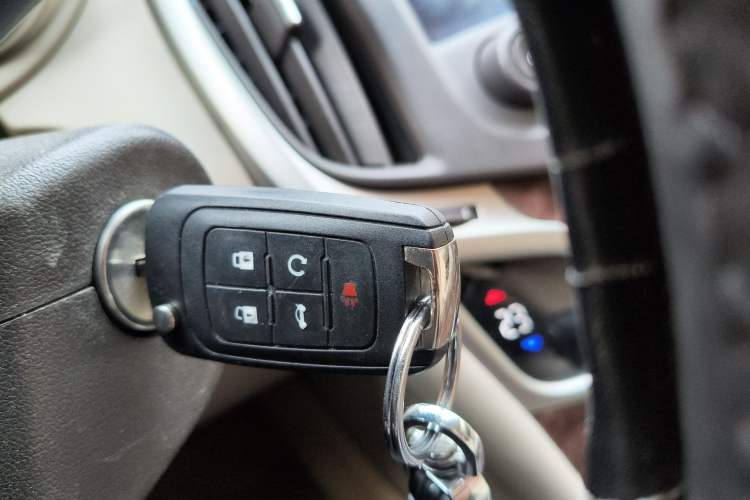 Used Buick LaCrosse 2013 2.4L SIDI Leading Comfort Version
