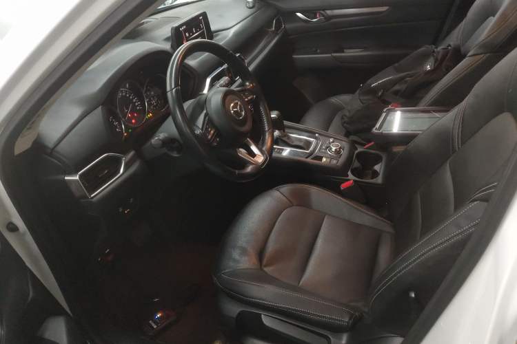 Used Mazda CX-5 2017 2.0L Automatic 2WD ZhiShang Trim China V Standard
