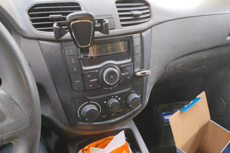 Used Wuling Hongguang 2015 1.5L S Basic Version China V Standard