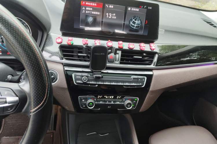 Used BMW X1 2022 sDrive25Li Leading Model Audio And AC Panel