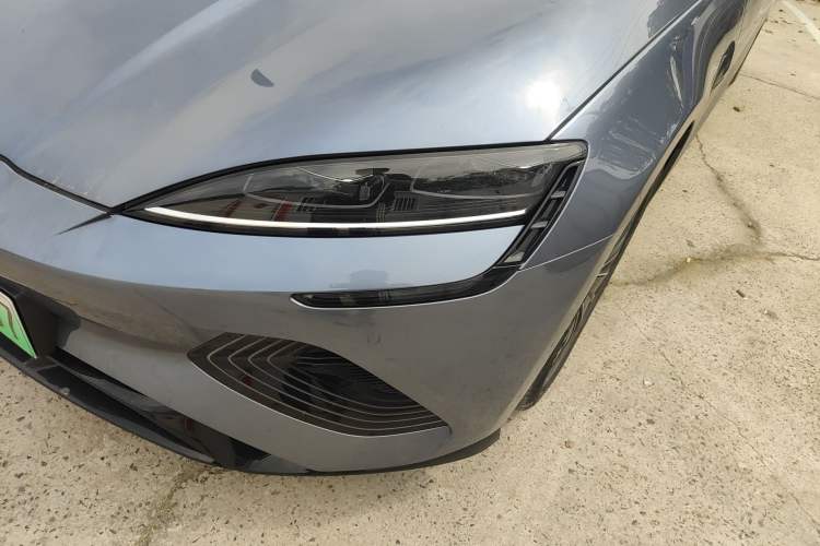 Used BYD Seal 2022 550 km Standard Range Rear-Wheel Drive Elite Version Left Front Headlight