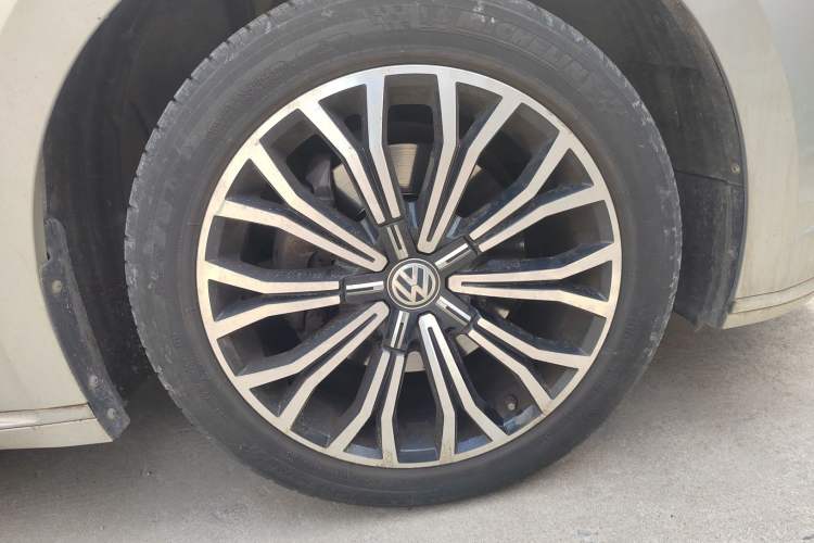 Used Volkswagen Phideon 2018 Revised Version 380TSI Two-Wheel Drive Business Edition