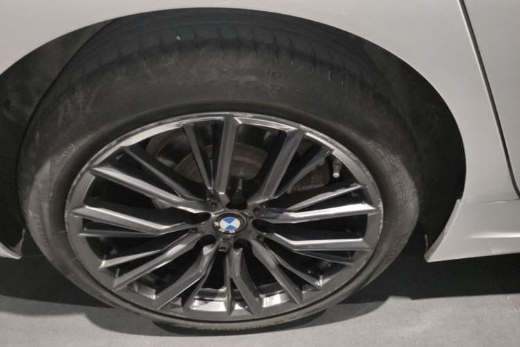 Used BMW 3 Series 2021 Second Facelift 325i M Sport Night Edition Package
