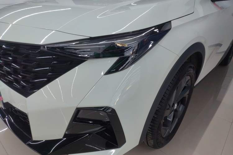 Used GAC Trumpchi GS3 2025 Shadow Speed 270T Enjoyment Edition Soaring to New Heights Left Front Headlight