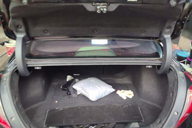 Used Honda Civic 2016 220TURBO CVT Prestige Edition Trunk