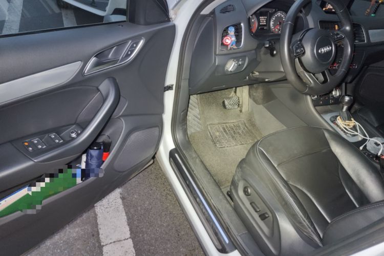 Used Audi Q3 2015 30 TFSI Comfort Model
