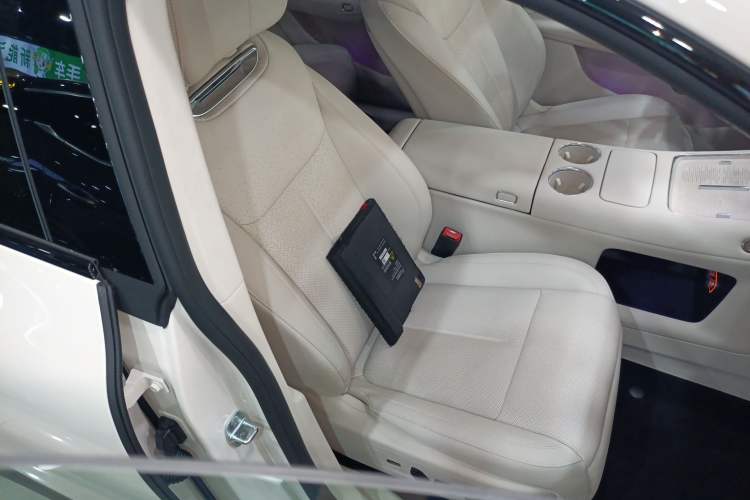 Used VOYAH COURAGE 2025 Model Rear-Drive Qiankun Edition Right Front Seat