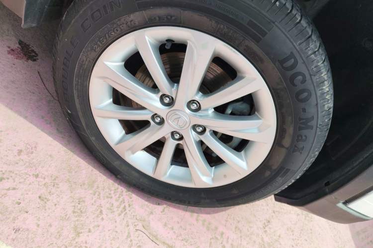 Used CHANGAN CS35PLUS 2019 1.6L Manual E-Link Upgrade Edition Right Front Wheel Hub