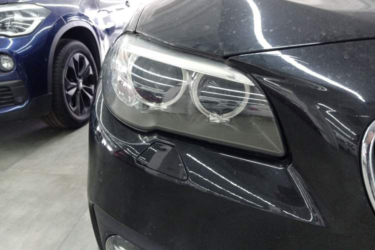 Used BMW 5 Series 2014 520Li Elegant Model
