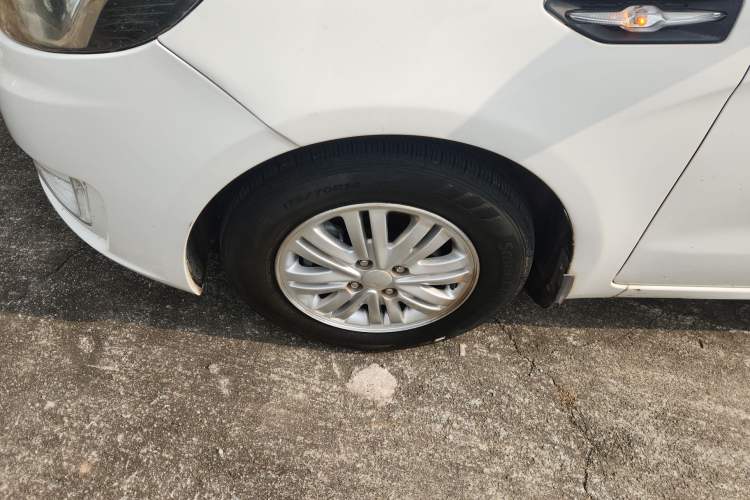 Used Kia K2 2012 Sedan 1.4L MT GLS Commemorative Edition