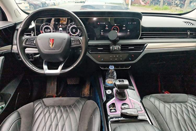 Used Hongqi HS5 2022 2.0T Smart Connect Flagship Edition Center Console