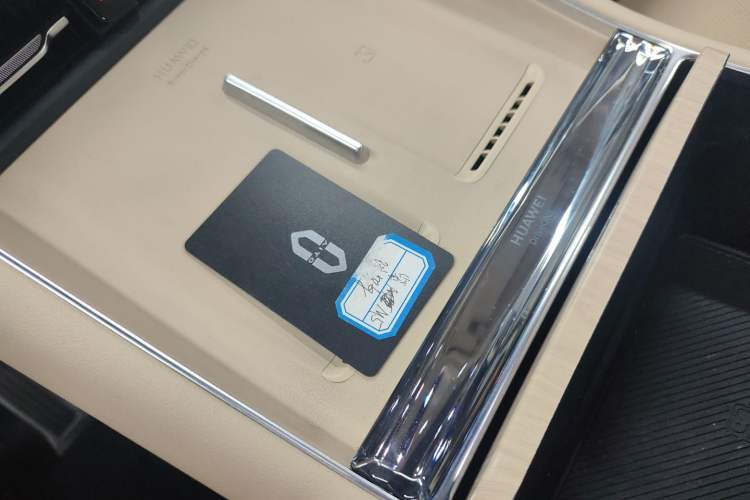 Used Hima AITO M5 2025 Extended-Range Ultra All-Wheel-Drive Version