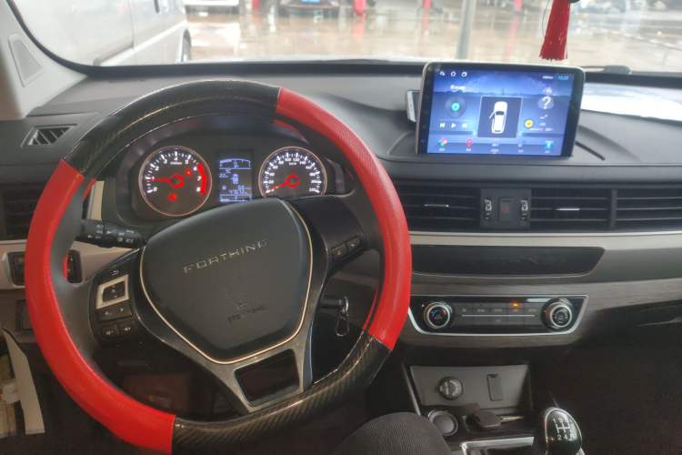 Used FORTHING SX6 2022 1.6L Manual Luxury Version