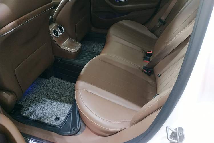 Used Mercedes-Benz E-Class 2023 E 260 L