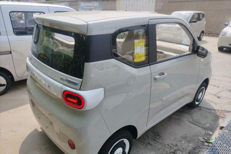 Used Wuling Hongguang MINIEV 2024 3rd Generation 215km Youth Edition