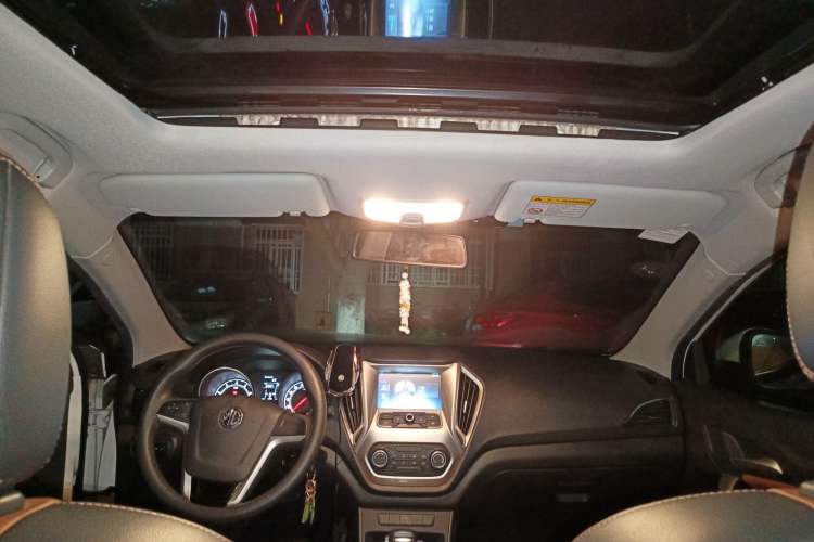 Used MG GT 2016 1.5L Automatic Value-Added Luxury Edition