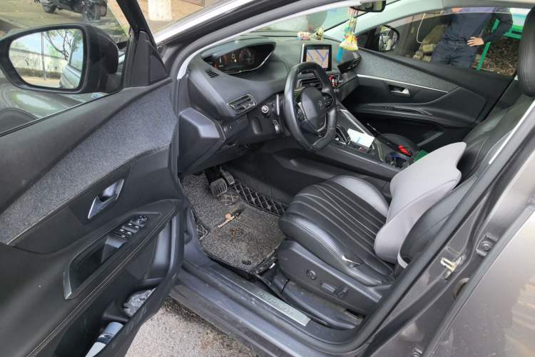 Used Peugeot 4008 2017 380THP Luxury Edition
