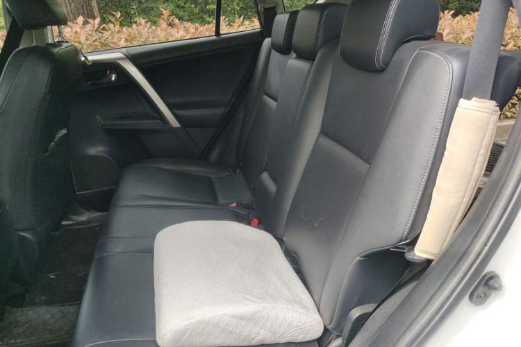 Used Toyota RAV4 2013 2.5L Automatic 4x4 Luxury Edition Left Rear Seat