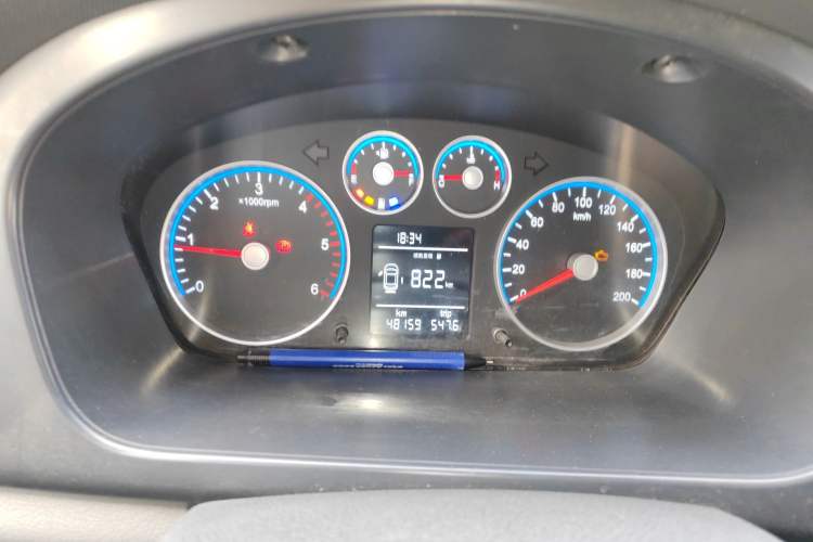 Used Foton Toano 2020 2.5T Manual Tongtu Short Wheelbase Flat Roof 5/6/7-Seater 4J25TC3