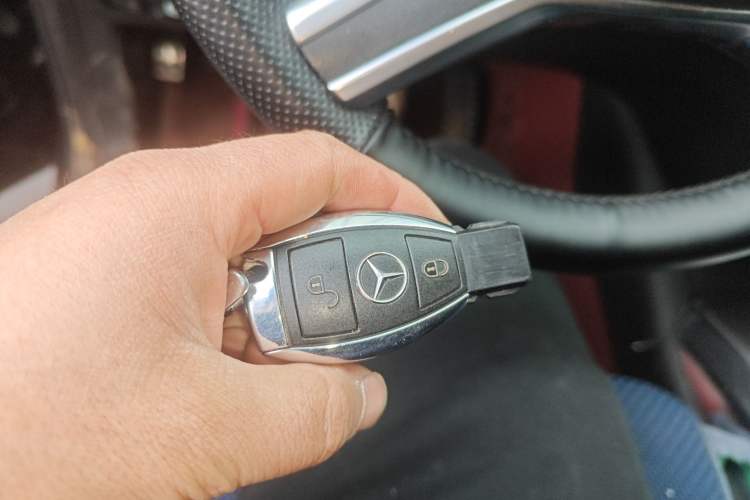 Used Mercedes-Benz R-Class 2014 R 320 4MATIC Business Model